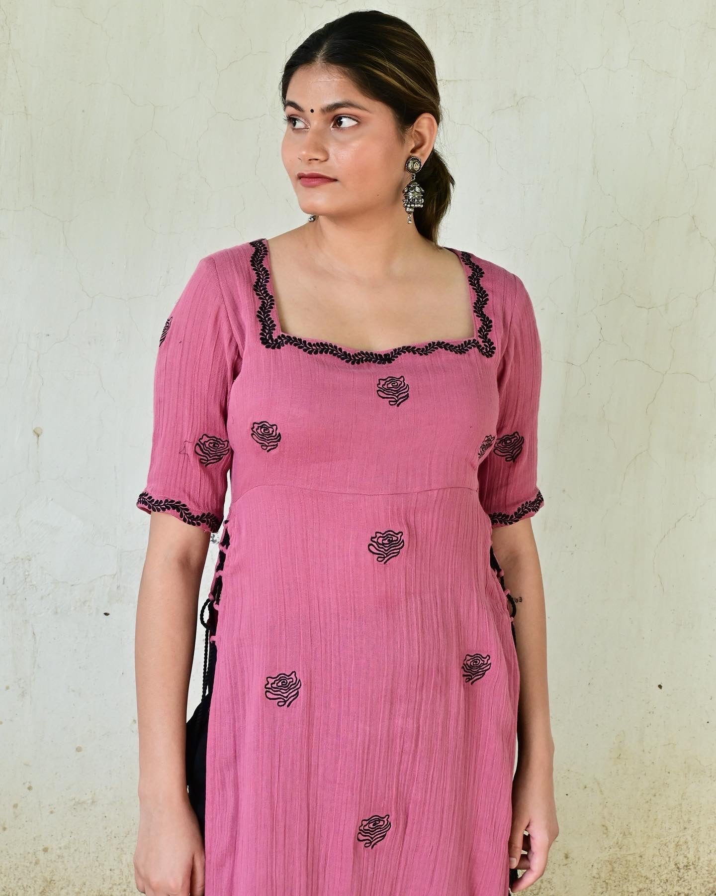 Mauve Rose Embroidered High Slit Suit Kurta