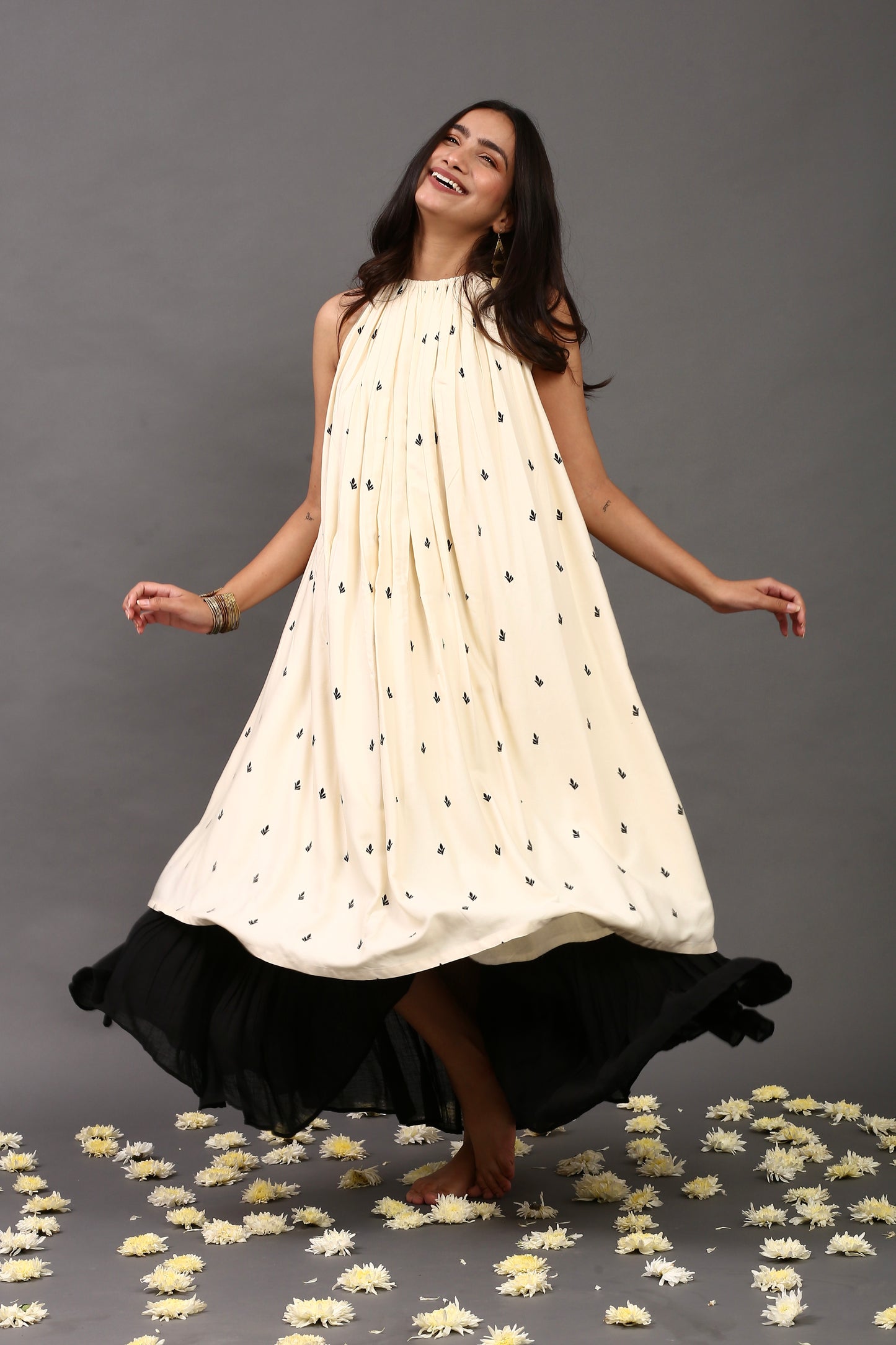 Off white & black printed sleeveless dress