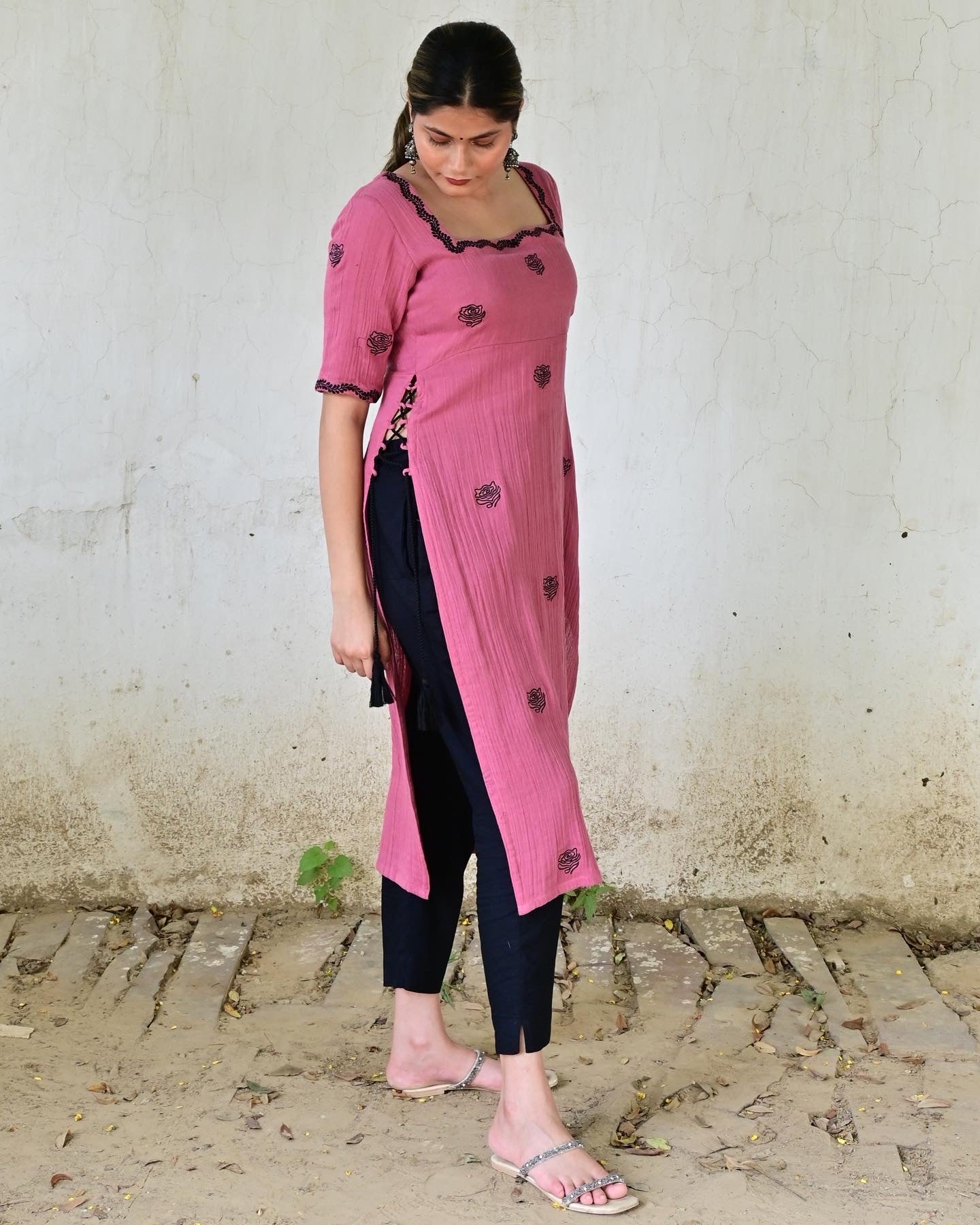 Mauve Rose Embroidered High Slit Suit Kurta