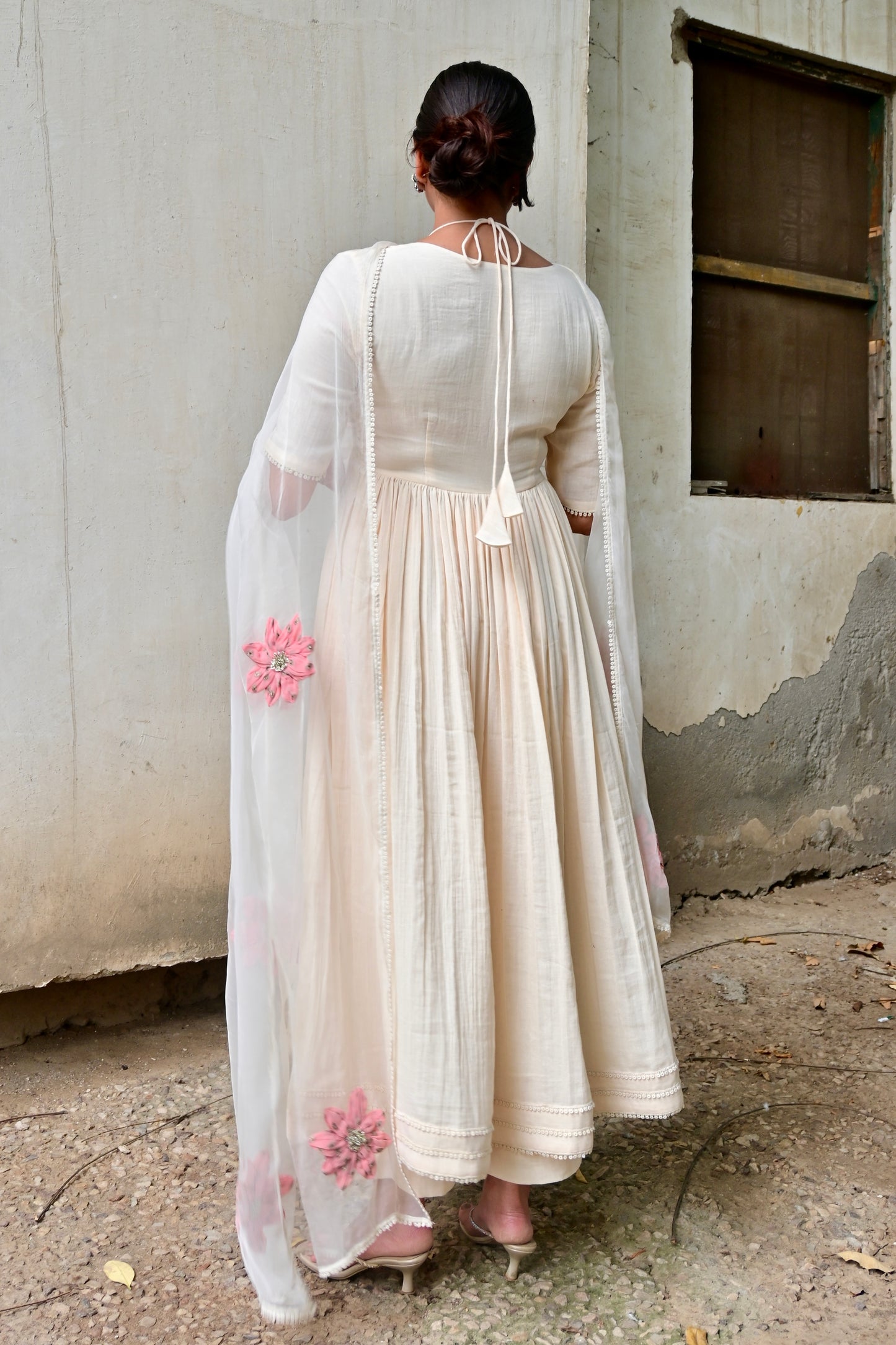 Blush Symphony Suit Set (With sleeves)