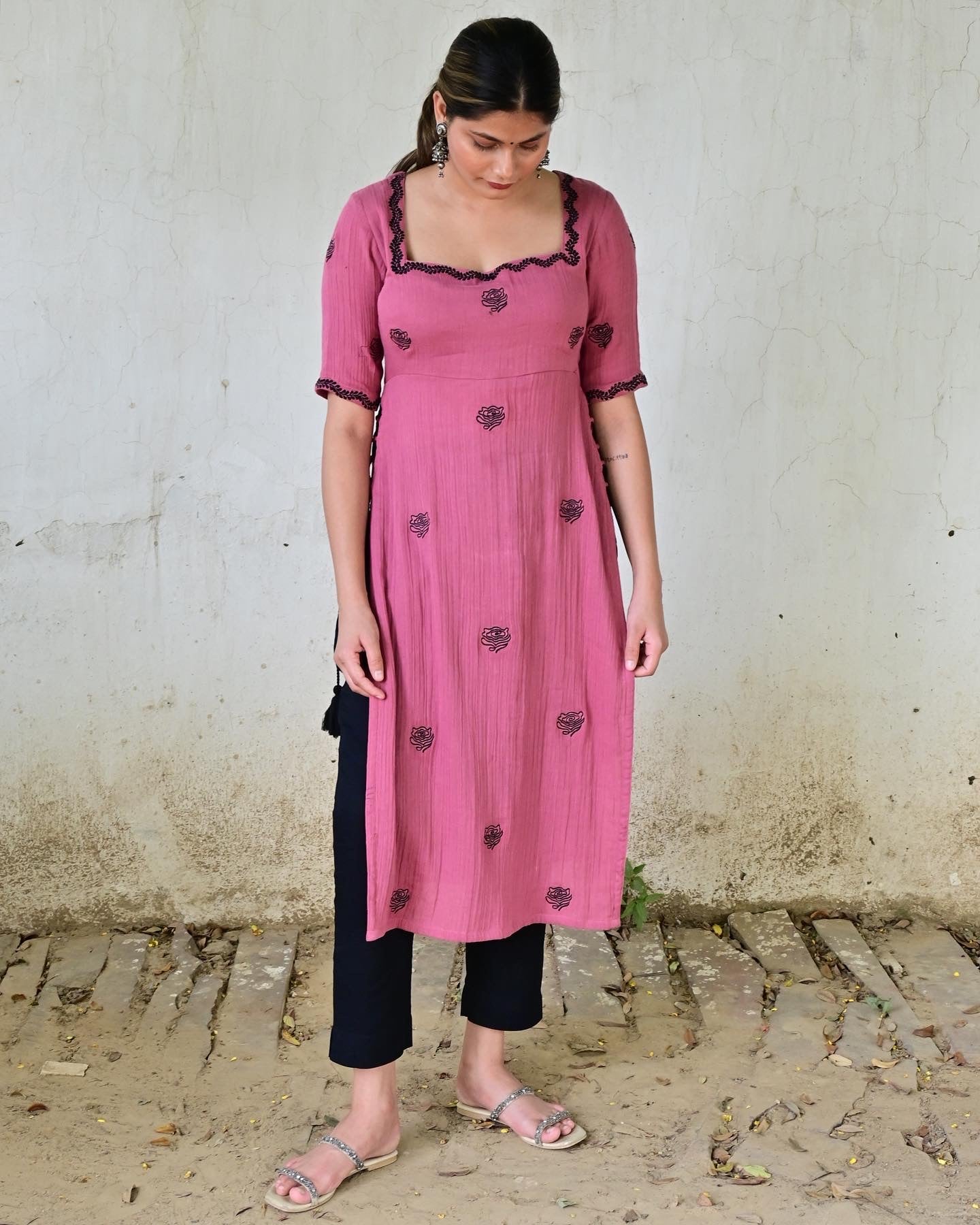 Mauve Rose Embroidered High Slit Suit Kurta