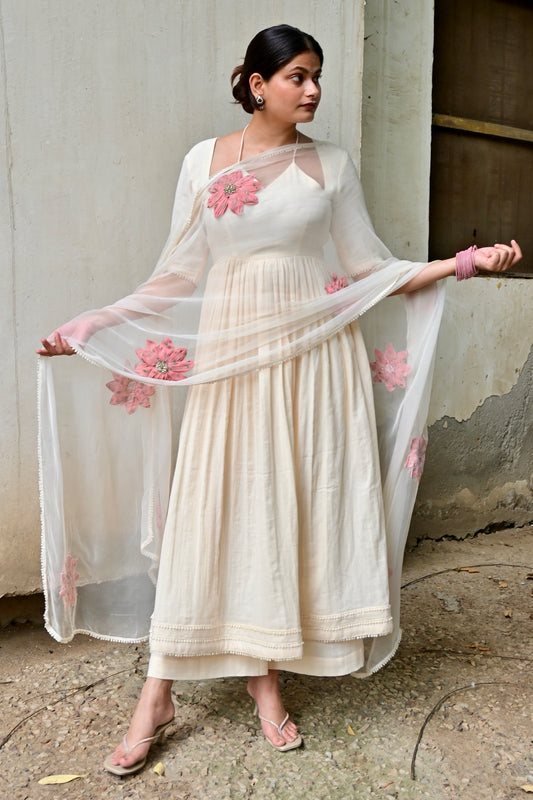 Blush Symphony Suit Set (With sleeves)