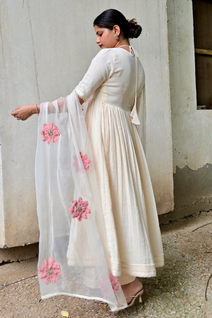 Blush Symphony Suit Set (With sleeves)