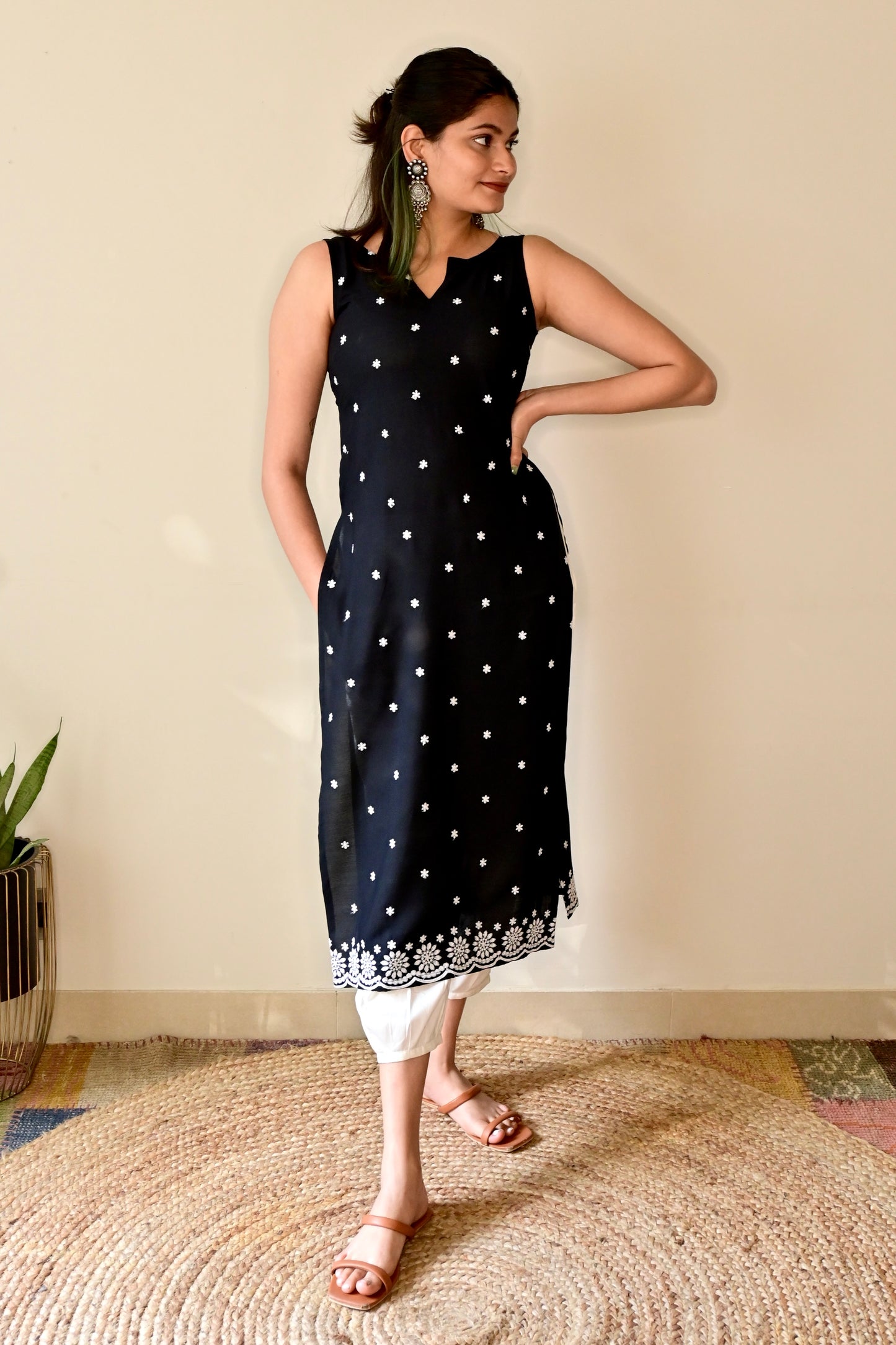 Black Floral Embroidered Sleeveless Kurta Set