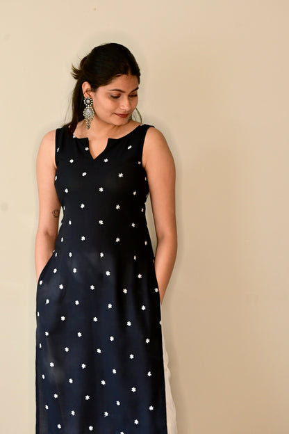 Black Floral Embroidered Sleeveless Kurta Set