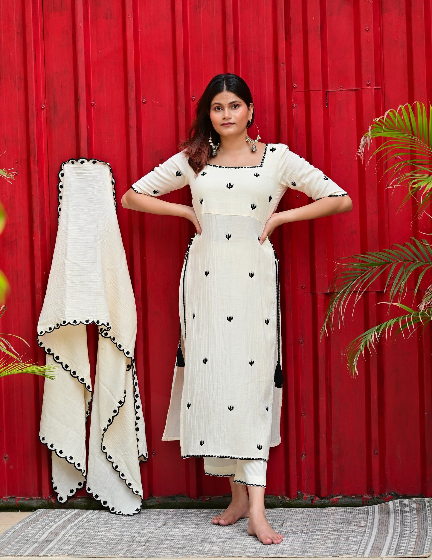 Off White Cactus Embroidered High Slit Kurta