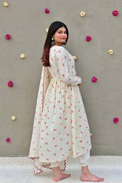 Vintage Ivory & Maroon kurta set