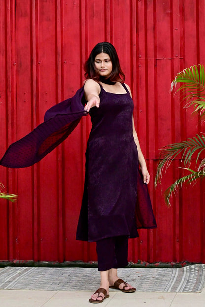 Deep Purple Sleeveless Suit Set