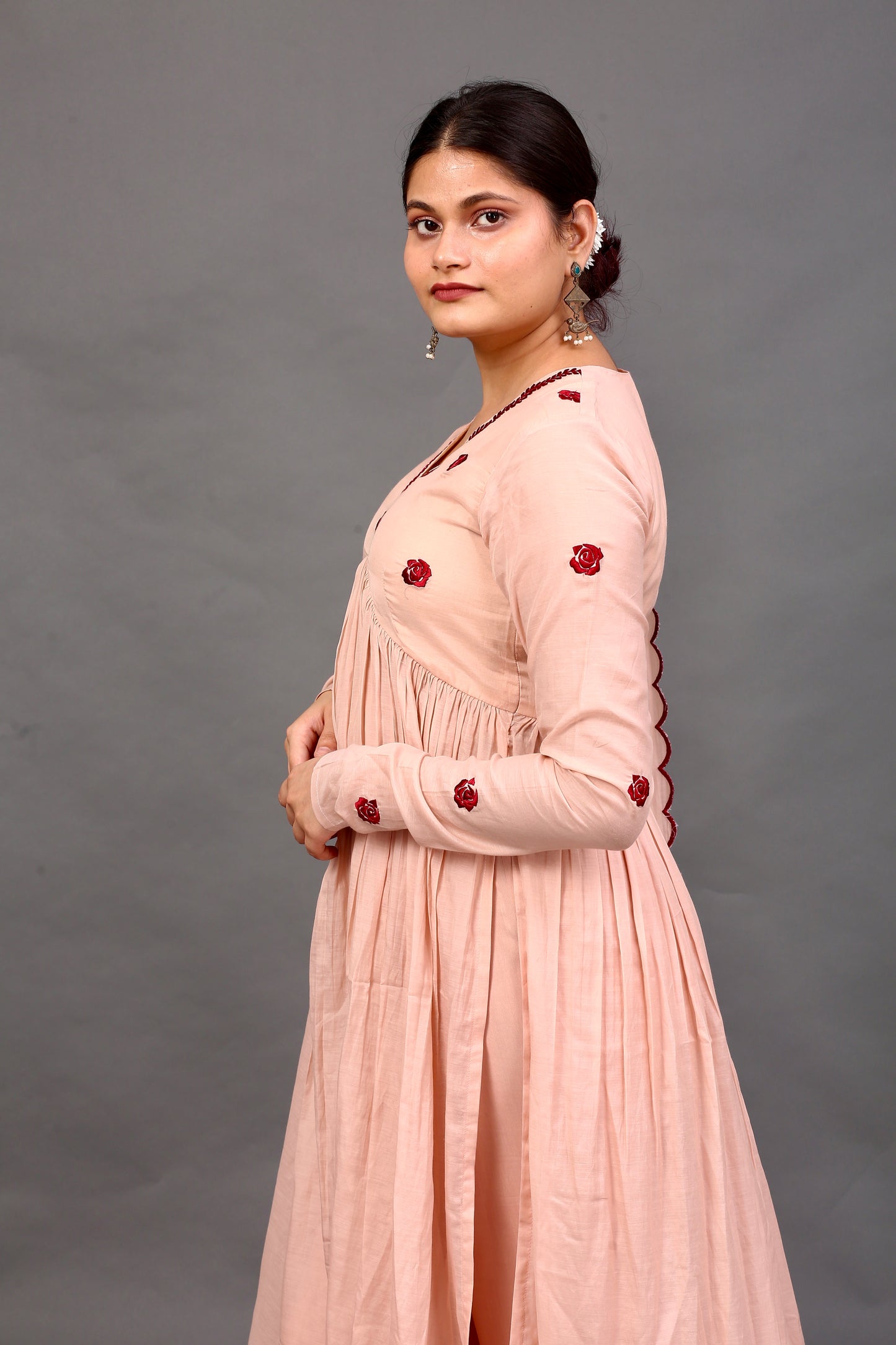 Peachy nude rose set