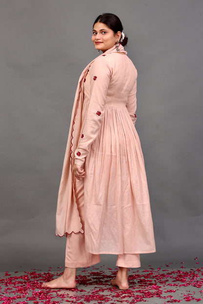 Peachy nude rose set