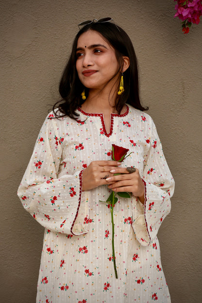 Off white & red printed short kurta, palazzo pants & dupatta (Set of 3)