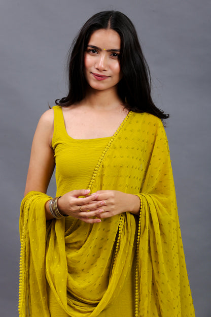 Lemon green sleeveless kurta pants & dupatta (Set of 3)