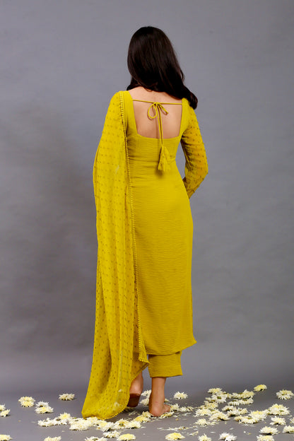 Lemon green full sleeves kurta pants & dupatta (Set of 3)
